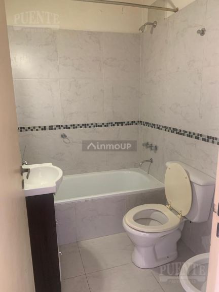 Departamento en Alquiler en Lomas de Zamora, G.B.A. Zona Sur