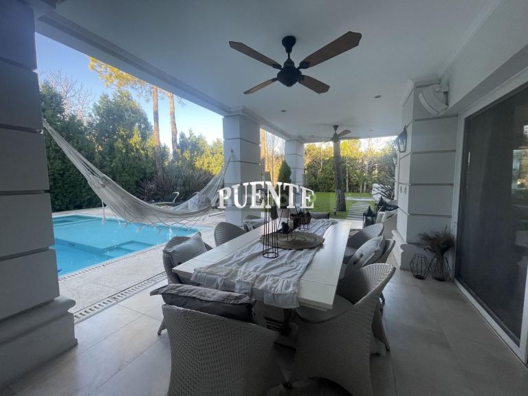 Casa en Venta en Almirante Brown, G.B.A. Zona Sur