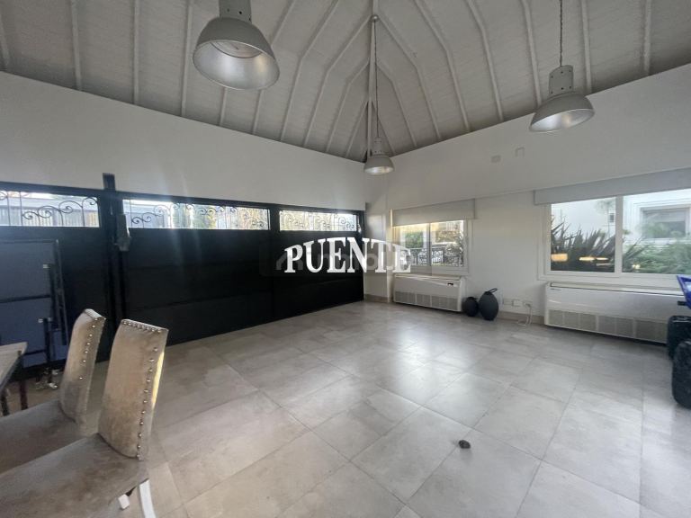 Casa en Venta en Almirante Brown, G.B.A. Zona Sur