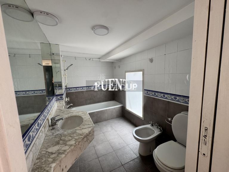 Casa en Venta en Lomas de Zamora, G.B.A. Zona Sur