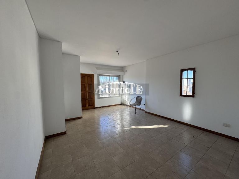 P H en Venta en Lomas de Zamora, G.B.A. Zona Sur
