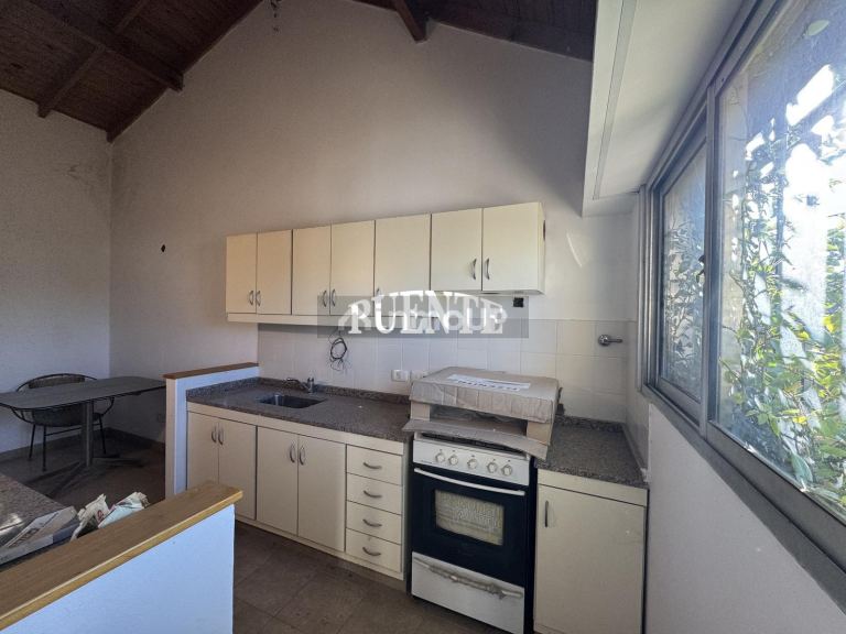 P H en Venta en Lomas de Zamora, G.B.A. Zona Sur