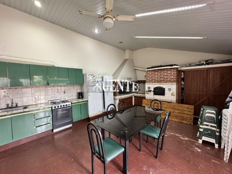 Casa en Venta en Lomas de Zamora, G.B.A. Zona Sur