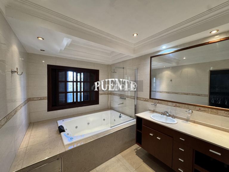 Casa en Venta en Lomas de Zamora, G.B.A. Zona Sur