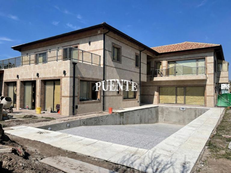 Casa en Venta en Ezeiza, G.B.A. Zona Sur