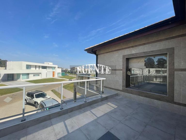 Casa en Venta en Ezeiza, G.B.A. Zona Sur