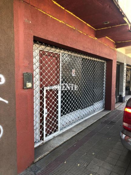 Local Comercial en Alquiler en Lomas de Zamora, G.B.A. Zona Sur