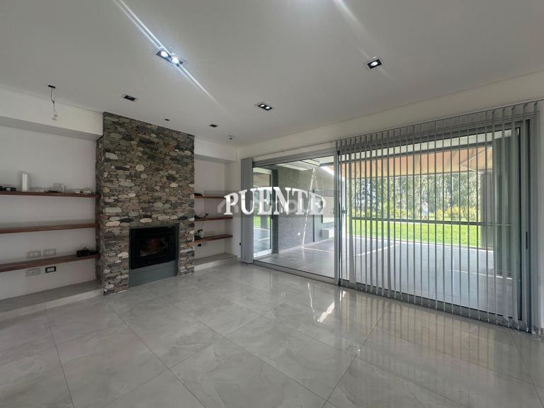 Casa en Venta en Esteban Echeverria, G.B.A. Zona Sur