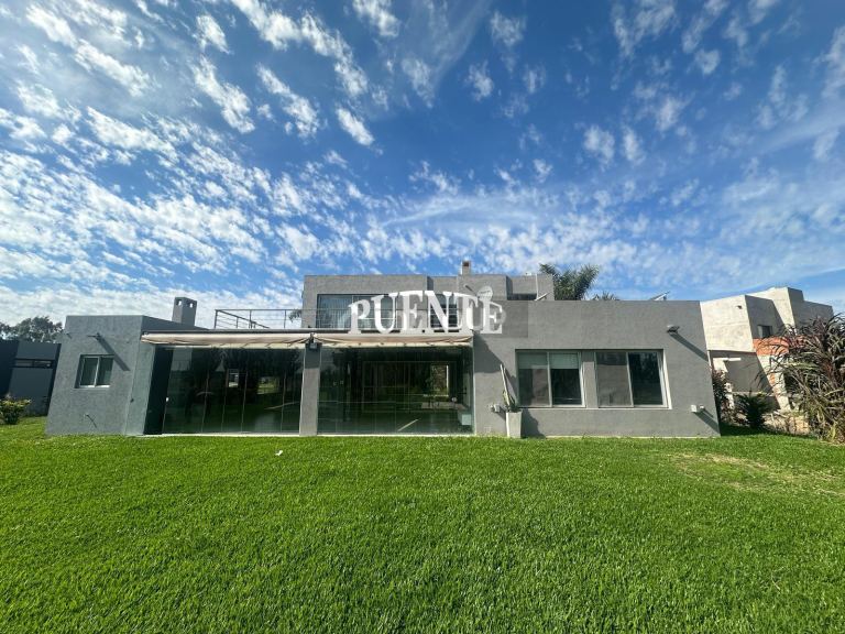 Casa en Venta en Esteban Echeverria, G.B.A. Zona Sur