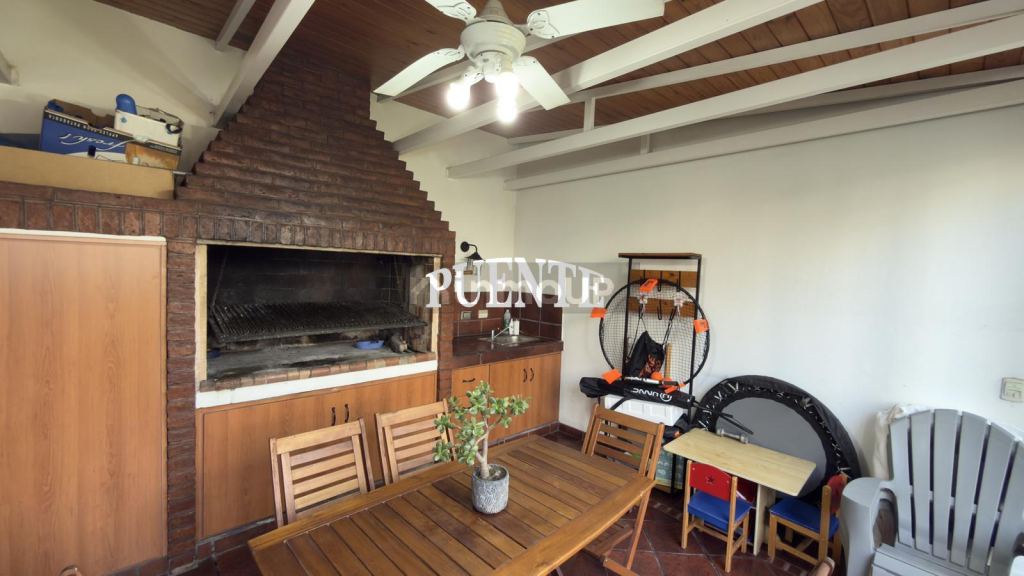 P H en Venta en Lomas de Zamora, G.B.A. Zona Sur