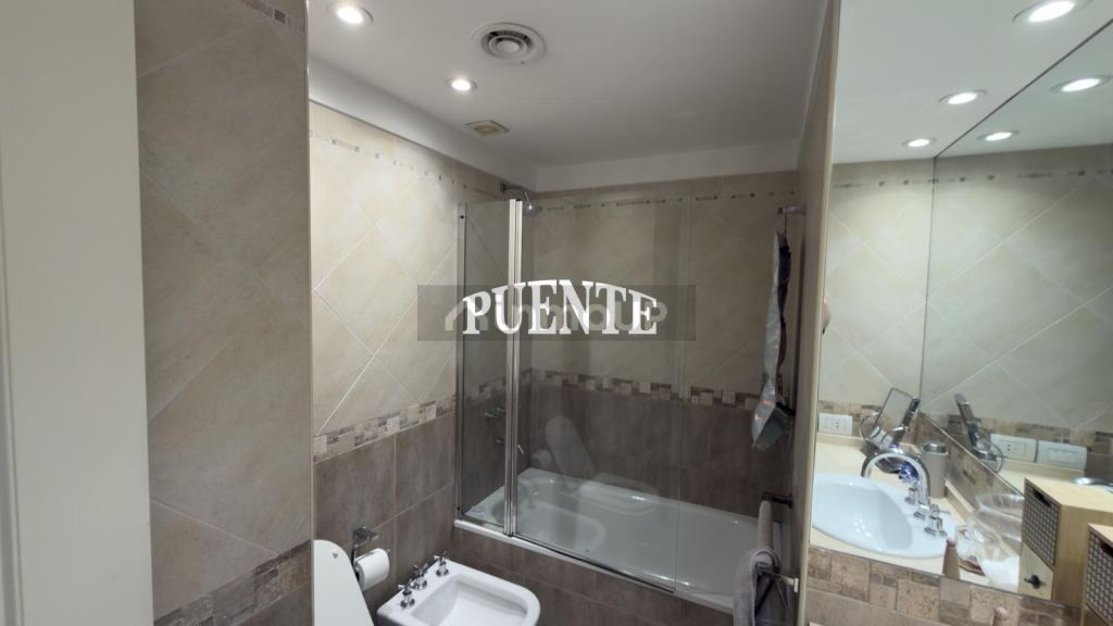P H en Venta en Lomas de Zamora, G.B.A. Zona Sur