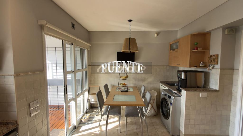 P H en Venta en Lomas de Zamora, G.B.A. Zona Sur