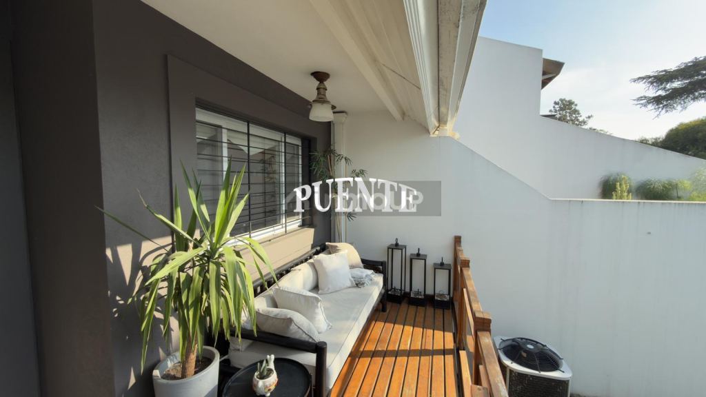 P H en Venta en Lomas de Zamora, G.B.A. Zona Sur