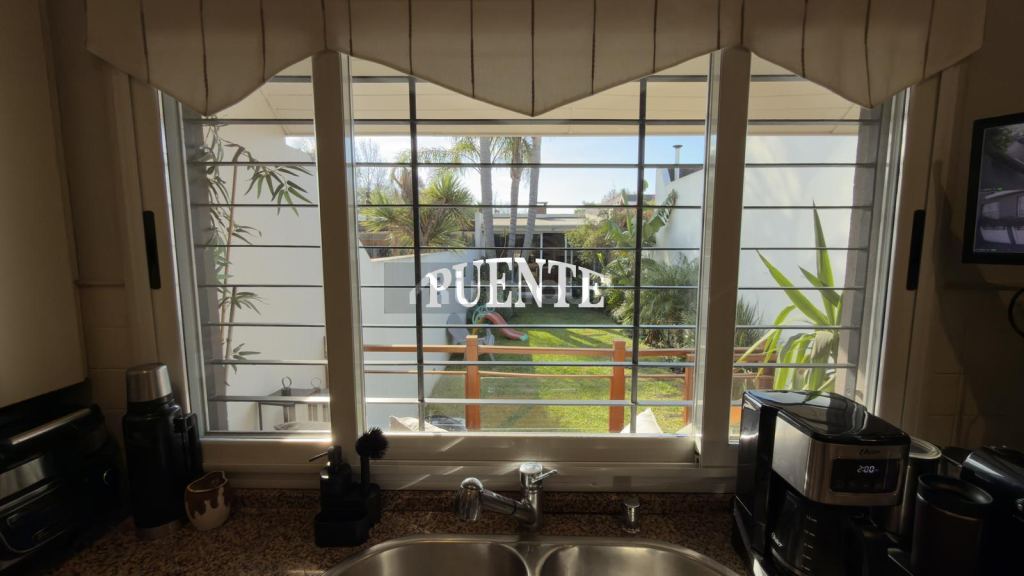 P H en Venta en Lomas de Zamora, G.B.A. Zona Sur