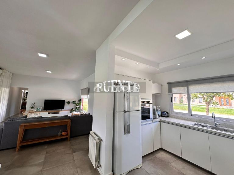 Casa en Venta en San Vicente, G.B.A. Zona Sur
