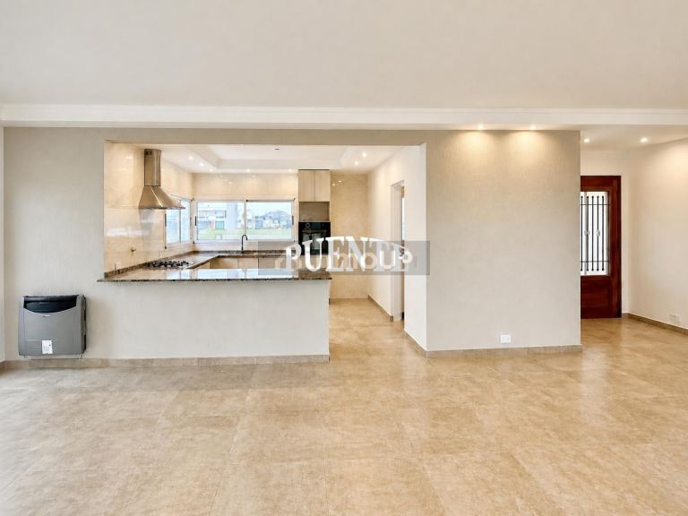 Casa en Venta en Esteban Echeverria, G.B.A. Zona Sur