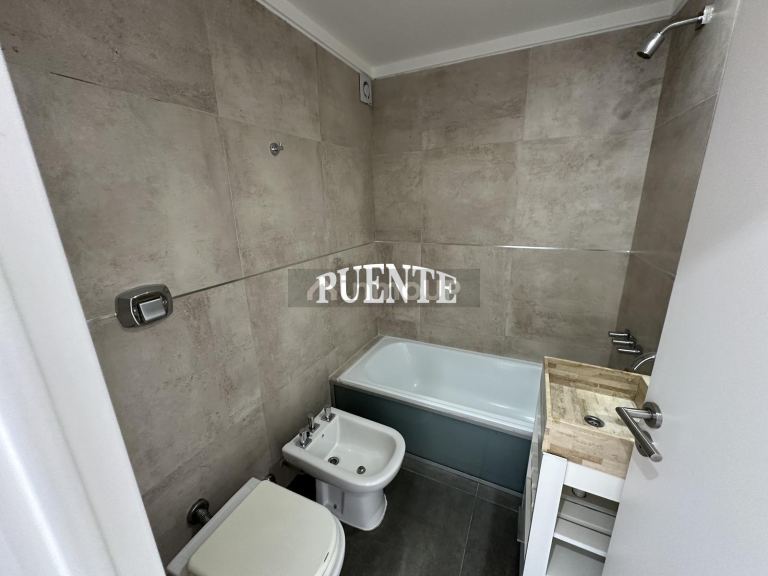 Departamento en Alquiler en Lomas de Zamora, G.B.A. Zona Sur