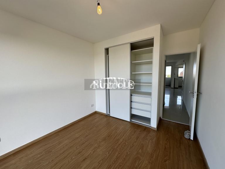 Departamento en Alquiler en Lomas de Zamora, G.B.A. Zona Sur