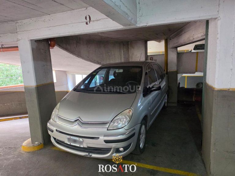 Cochera en Venta en Recoleta, Capital Federal