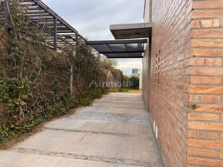 Casa en Alquiler en Las Heras, Mendoza