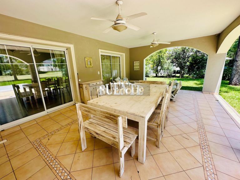 Casa en Alquiler en Esteban Echeverria, G.B.A. Zona Sur