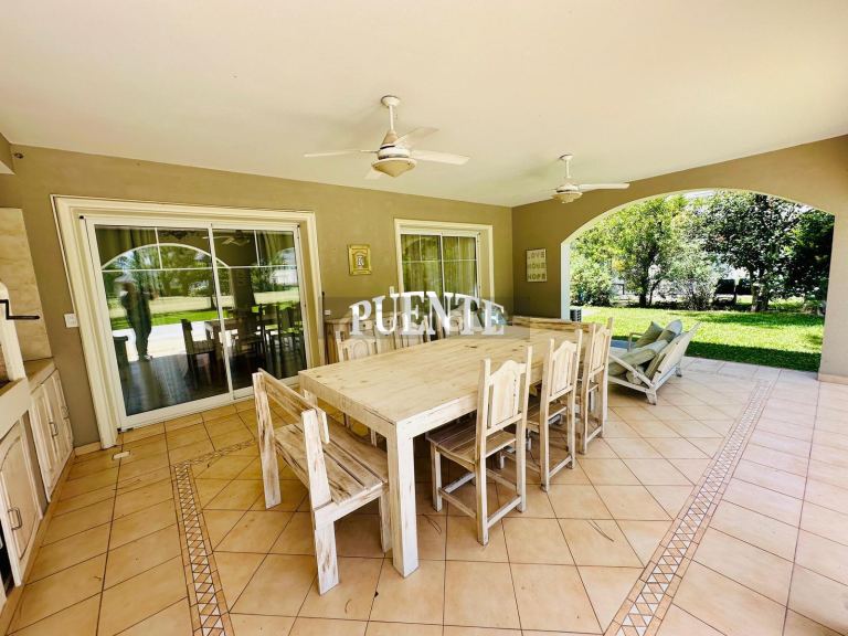 Casa en Alquiler en Esteban Echeverria, G.B.A. Zona Sur