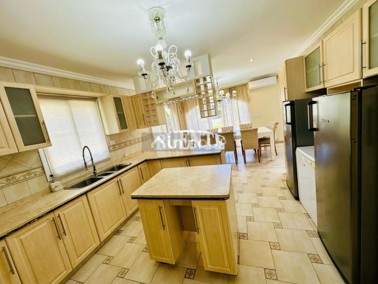 Casa en Alquiler en Esteban Echeverria, G.B.A. Zona Sur