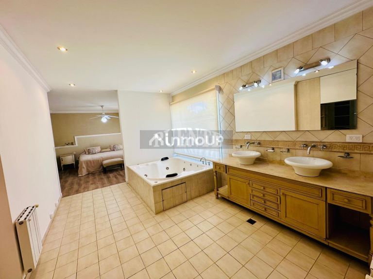 Casa en Alquiler en Esteban Echeverria, G.B.A. Zona Sur
