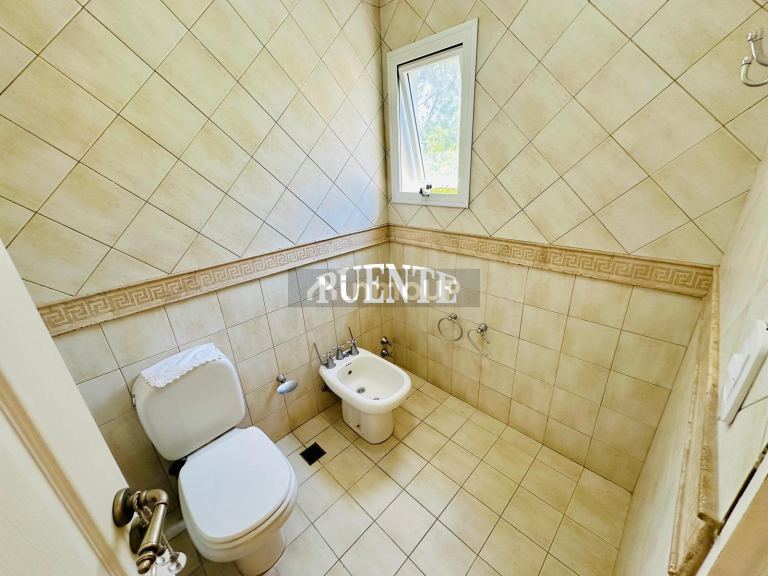 Casa en Alquiler en Esteban Echeverria, G.B.A. Zona Sur