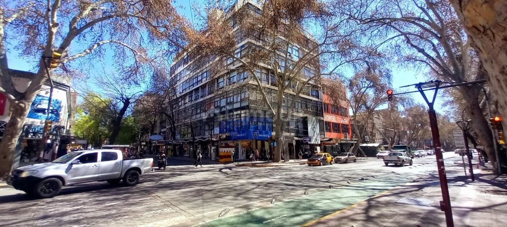 Oficina en Venta en Capital, Mendoza