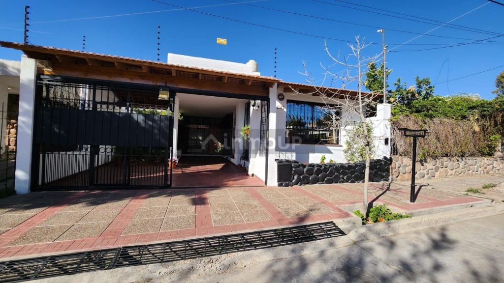 Casa en Venta en Godoy Cruz, Mendoza