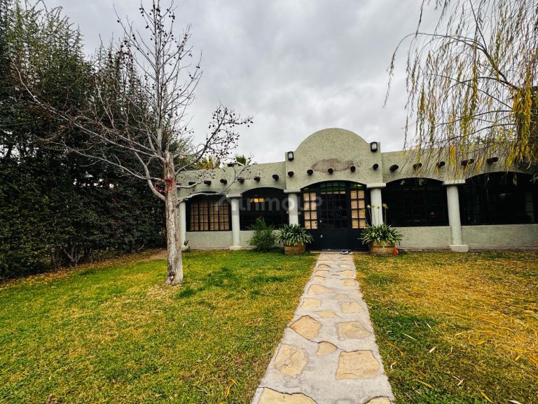 Casa en Venta en Maipu, Mendoza