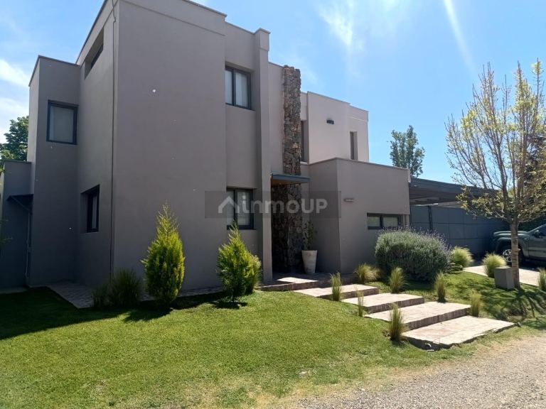 Casa en Venta en Lujan de Cuyo, Mendoza