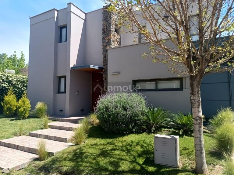 Casa en Venta en Lujan de Cuyo, Mendoza