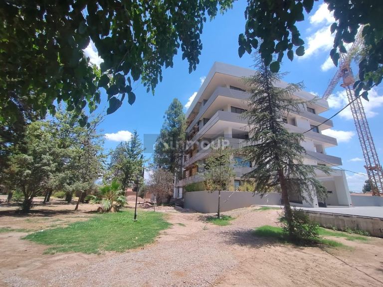 Departamento en Venta en Maipu, Mendoza