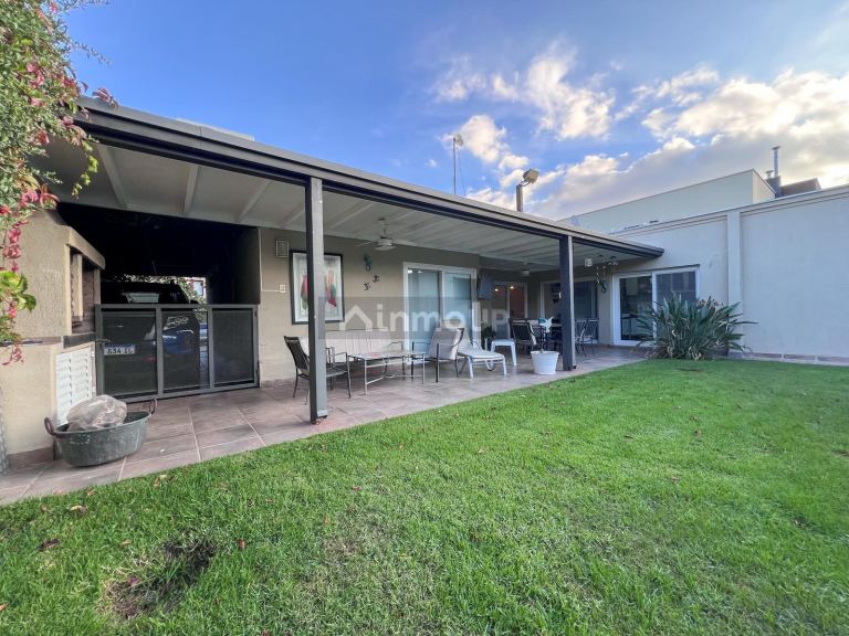 Casa en Venta en Guaymallen, Mendoza