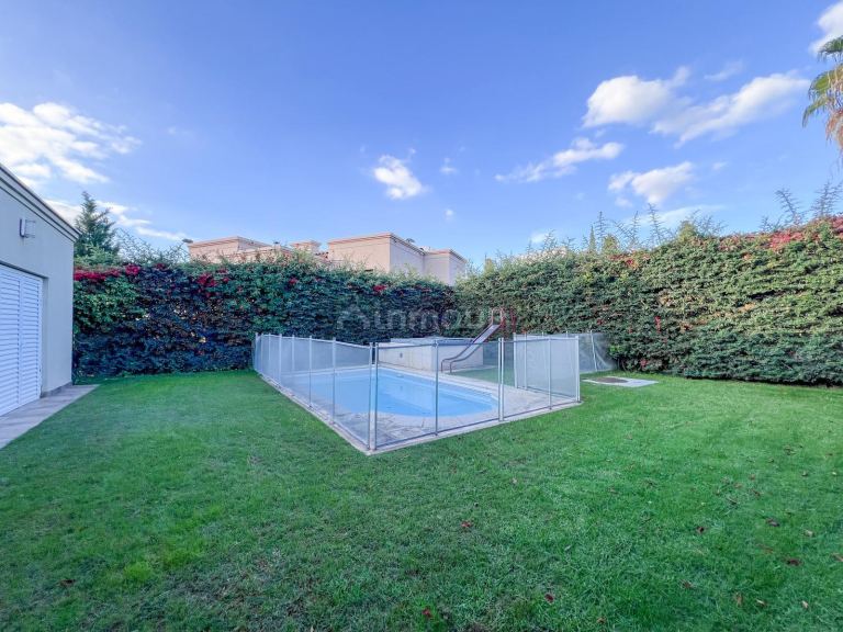Casa en Venta en Guaymallen, Mendoza