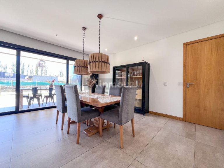 Casa en Venta en Lujan de Cuyo, Mendoza
