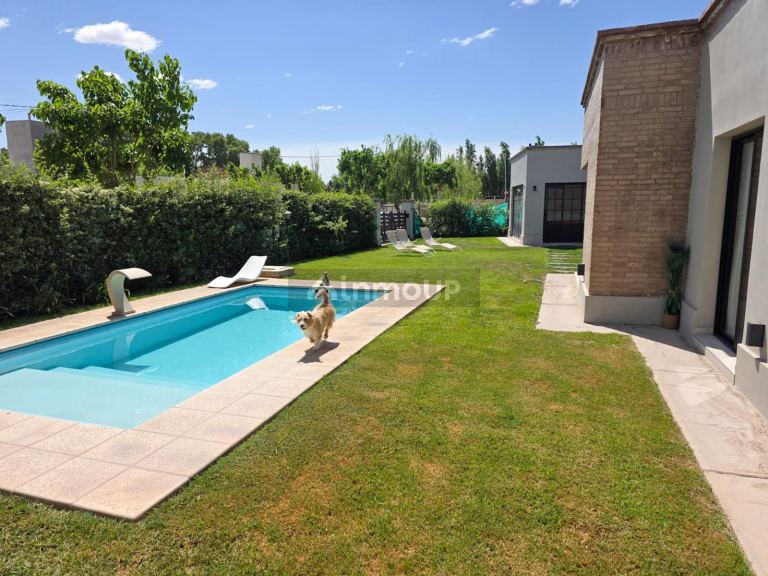 Casa en Venta en Guaymallen, Mendoza