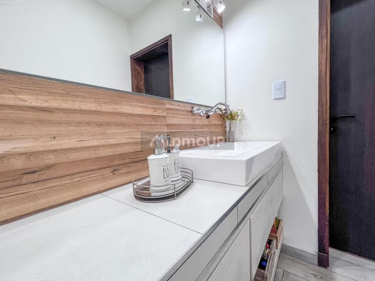 Casa en Venta en Guaymallen, Mendoza