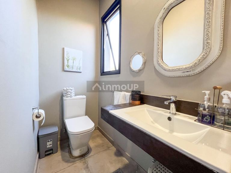 Casa en Venta en Guaymallen, Mendoza