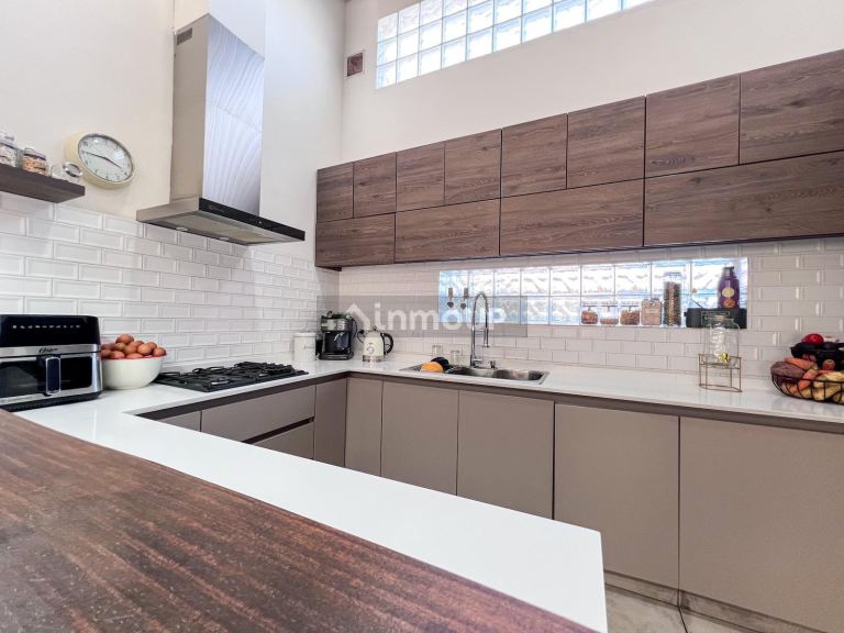 Casa en Venta en Guaymallen, Mendoza