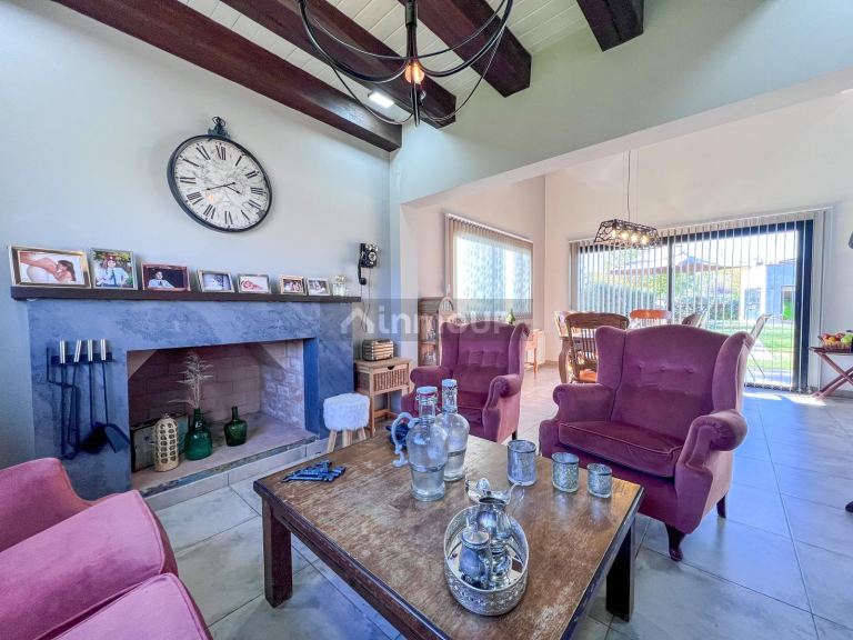 Casa en Venta en Guaymallen, Mendoza