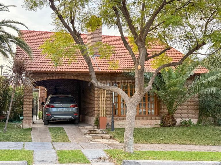 Casa en Venta en Capital, Mendoza