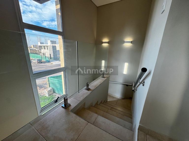 Casa en Alquiler en Maipu, Mendoza