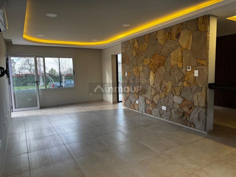 Casa en Alquiler en Maipu, Mendoza