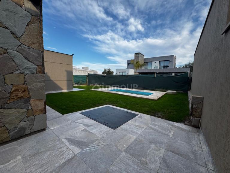 Casa en Alquiler en Maipu, Mendoza