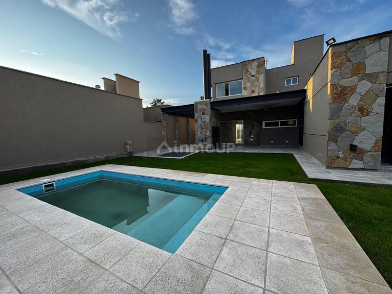 Casa en Alquiler en Maipu, Mendoza