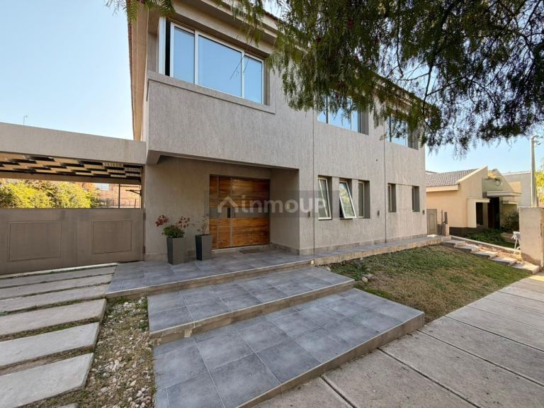 Casa en Venta en Capital, Mendoza