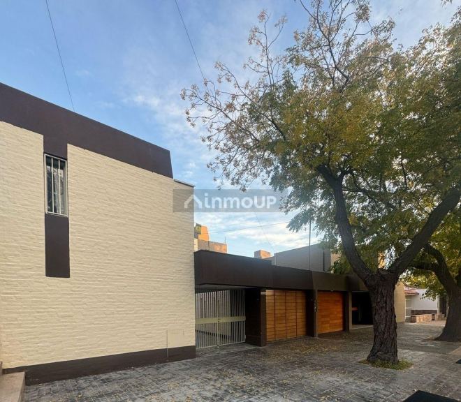 Casa en Alquiler en Capital, Mendoza